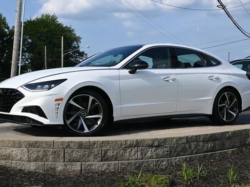 Used 2023 Hyundai Sonata SEL Plus FWD image 1
