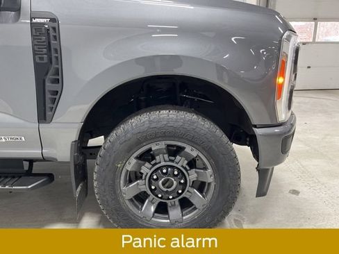 Certified 2023 Ford F250 Lariat w/ Lariat Ultimate Package AWD/4WD image 19