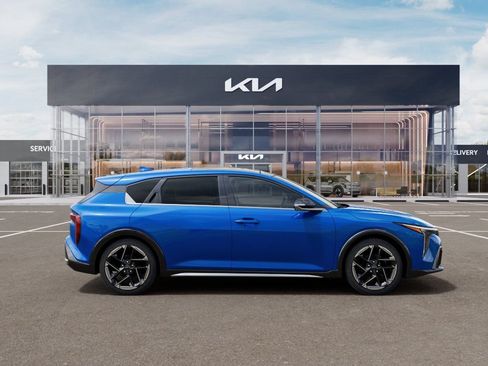 New 2026 Kia K4 GT-Line w/ GT-Line Premium Package FWD image 7