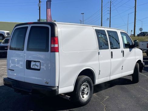 Used 2021 Chevrolet Express 2500 w/ Communications Package image 3