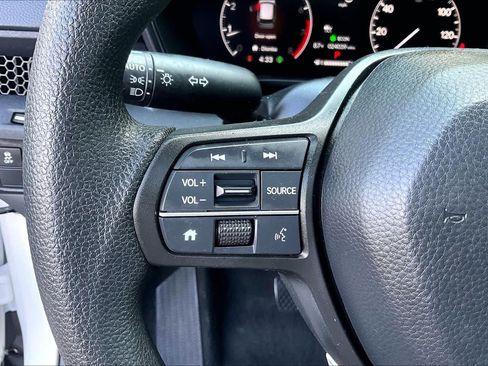 Used 2025 Honda CR-V EX image 23