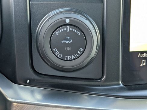 New 2026 Ford F350 King Ranch w/ Chrome Package image 44