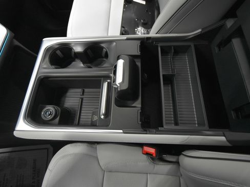 New 2026 Ford Expedition Max Platinum AWD/4WD image 16