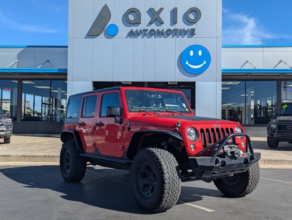 Used 2017 Jeep Wrangler Unlimited Sahara w/ Max Tow Package AWD/4WD image 1