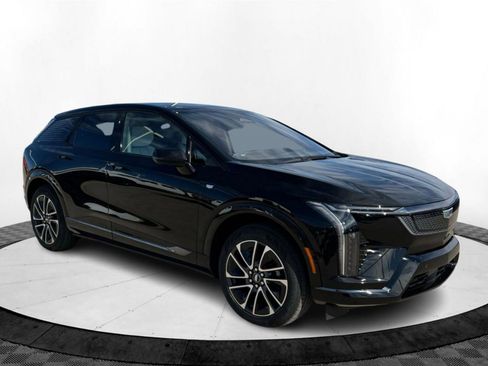 New 2026 Cadillac Optiq Sport 2 w/ LPO, Floor Liner Package image 8