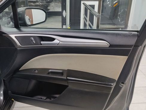 Used 2020 Ford Fusion S image 18