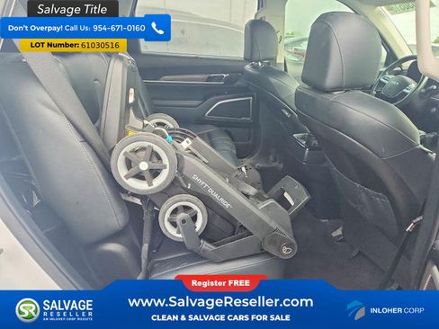 Used 2022 Kia Telluride EX FWD image 15