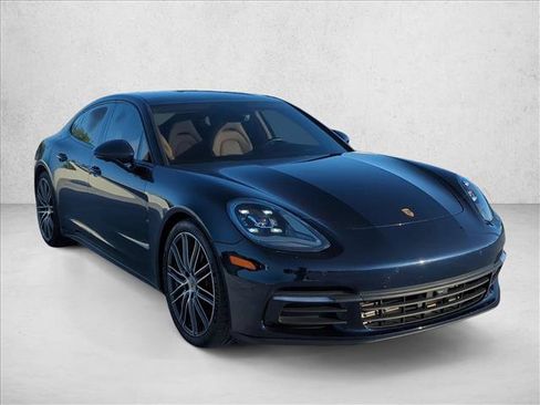 Used 2018 Porsche Panamera 4 AWD/4WD image 3