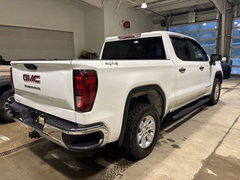 Used 2023 GMC Sierra 1500 Pro w/ Pro Value Package image 5