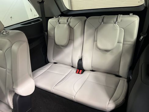 New 2026 Lincoln Aviator AWD image 31