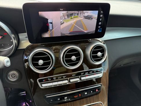 Certified 2020 Mercedes-Benz GLC 300 4MATIC image 19