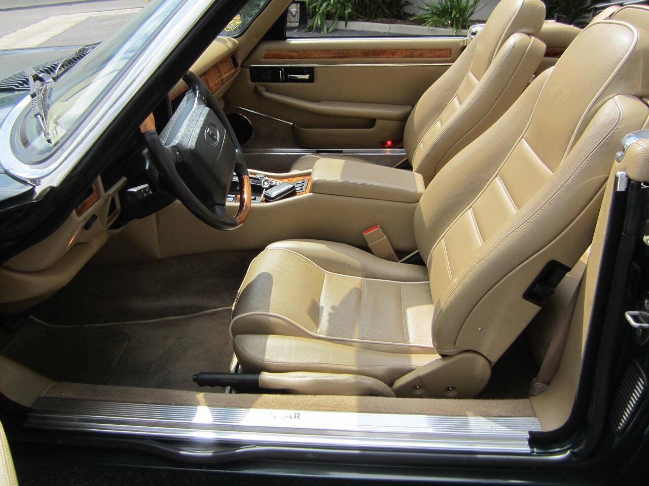 Used 1996 Jaguar XJS 4.0 Convertible RWD image 33