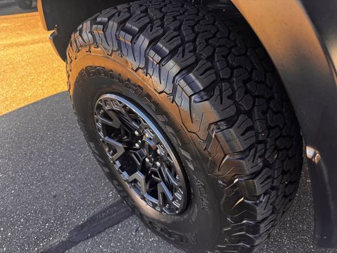 Used 2024 Ford F150 Raptor w/ Equipment Group 803A Raptor R AWD/4WD image 40