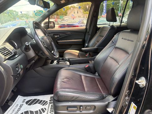 Used 2017 Honda Ridgeline Black Edition image 9