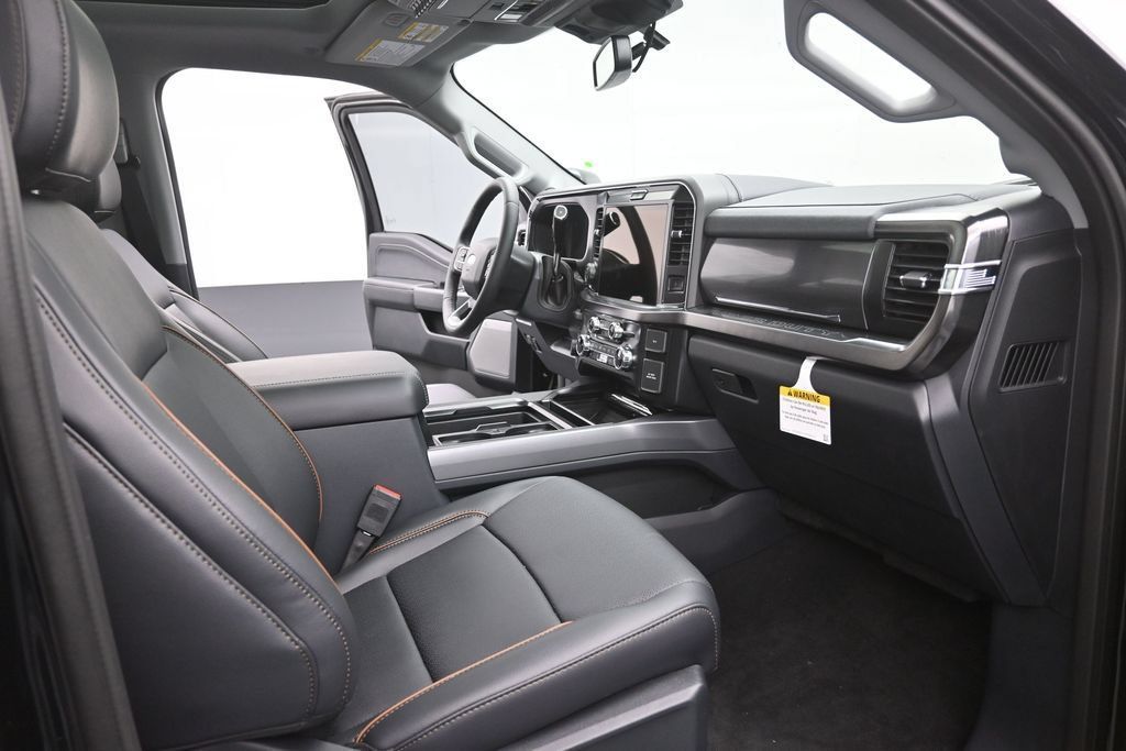 New 2026 Ford F350 Lariat w/ Lariat Premium Package AWD/4WD image 24