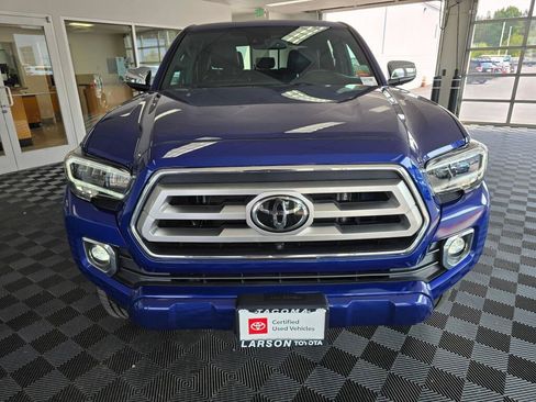 Certified 2023 Toyota Tacoma Limited AWD/4WD image 8