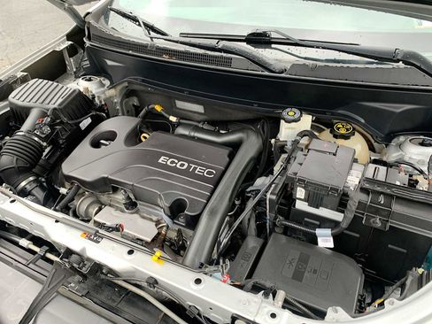 Certified 2019 Chevrolet Equinox LT image 28