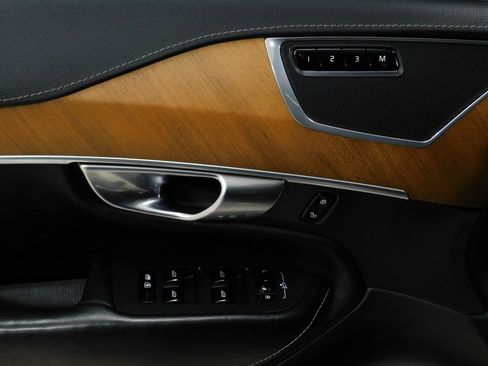 Used 2019 Volvo XC90 T6 Inscription image 29
