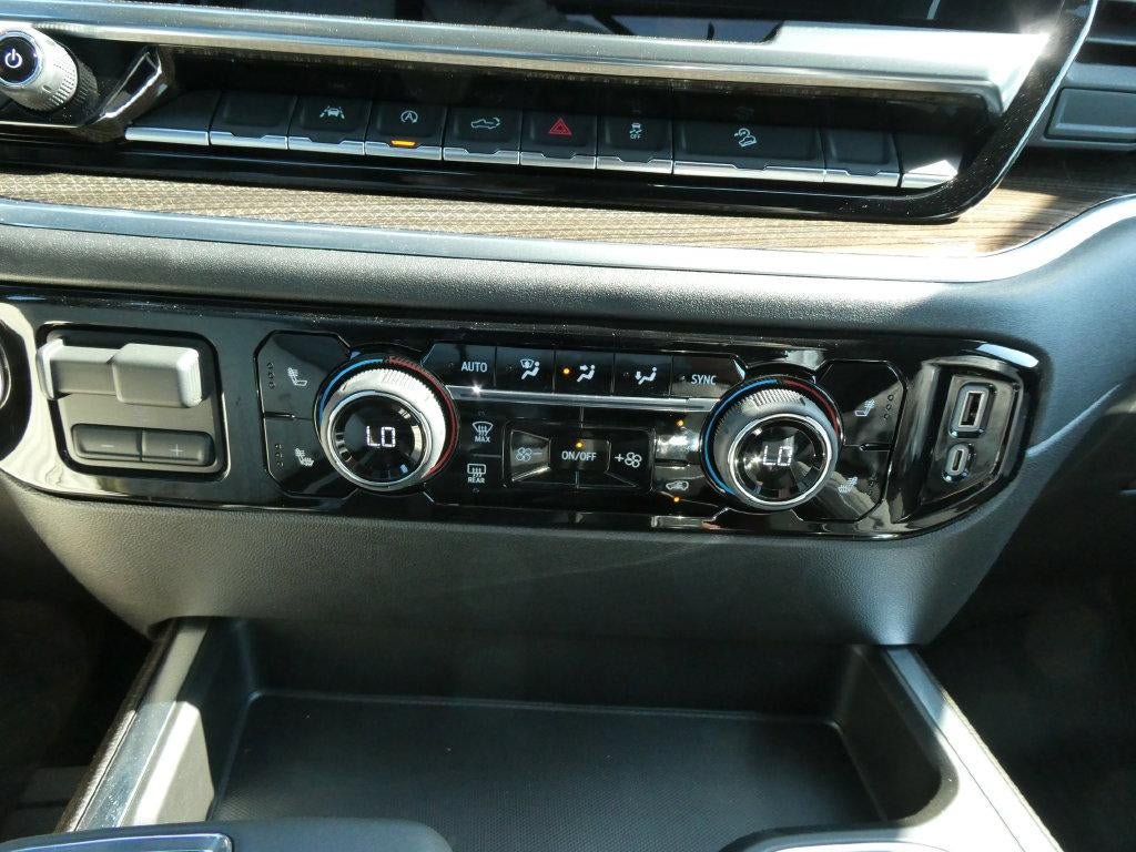 New 2026 Chevrolet Silverado 1500 RST AWD/4WD image 26