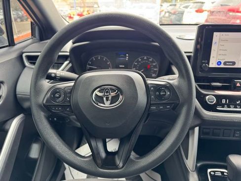 Used 2023 Toyota Corolla Cross S image 18