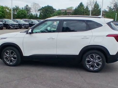 Certified 2024 Kia Seltos S FWD image 7