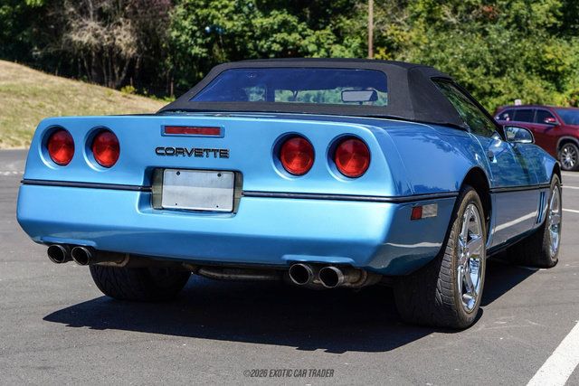 Used 1988 Chevrolet Corvette Convertible RWD image 18