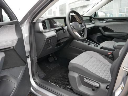 New 2026 Volkswagen Tiguan S AWD/4WD image 7