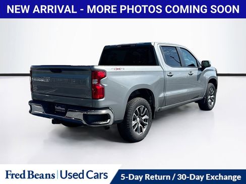 Used 2023 Chevrolet Silverado 1500 LT AWD/4WD image 8
