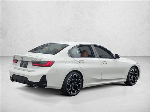 Used 2026 BMW 330i xDrive Sedan w/ M Sport Package AWD/4WD image 2