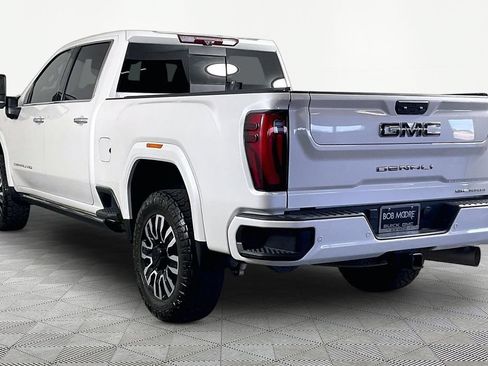 Certified 2024 GMC Sierra 2500 Denali Ultimate AWD/4WD image 4
