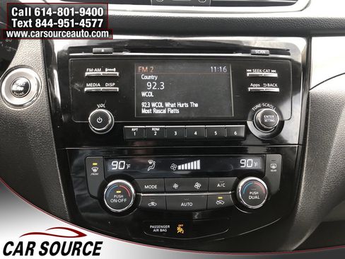 Used 2015 Nissan Rogue SV image 19