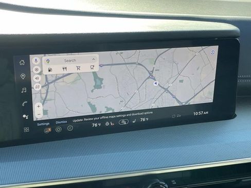 Certified 2025 Nissan Murano SL image 28