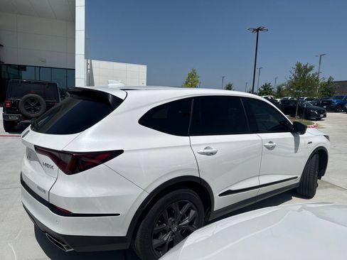 Used 2024 Acura MDX A-Spec AWD/4WD image 2