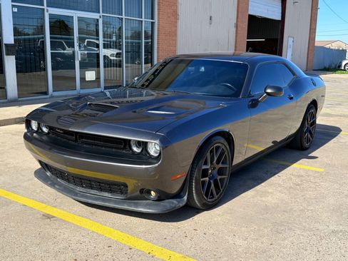 Used 2019 Dodge Challenger R/T Scat Pack w/ Plus Package image 2
