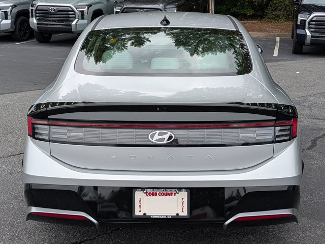 Used 2026 Hyundai Sonata SEL FWD image 6