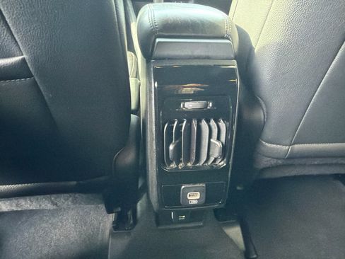 Used 2024 Jeep Compass Latitude image 14