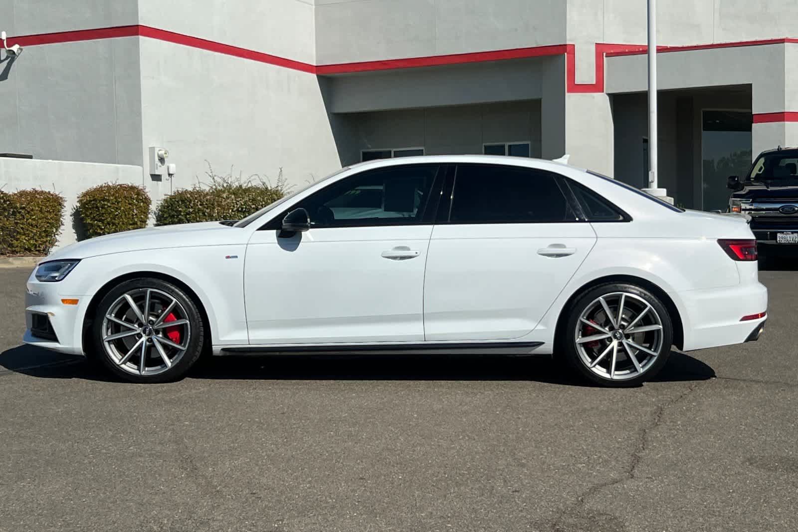 Used 2018 Audi A4 2.0T Prestige w/ Prestige Package AWD/4WD image 9