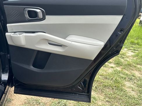 New 2025 Kia Sorento EX image 16