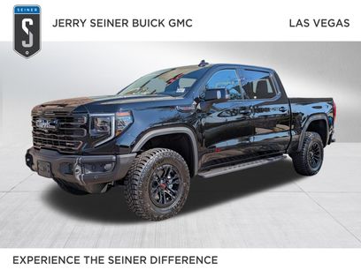 Used 2026 GMC Sierra 1500 AT4X w/ LPO, Black Badging Package