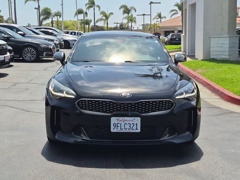 Used 2018 Kia Stinger GT1 RWD image 2