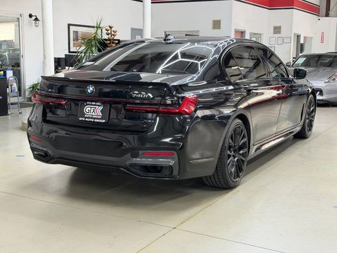 Used 2020 BMW 740i xDrive w/ M Sport Package AWD/4WD image 2