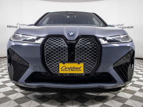 Used 2023 BMW iX xDrive50 w/ Sport Package image 4