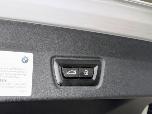 Used 2023 BMW i4 eDrive40 w/ Premium Package RWD image 14