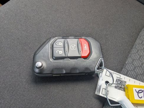 Used 2022 Jeep Wrangler Rubicon image 20