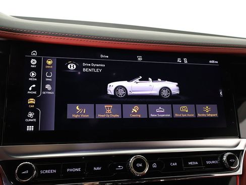 Used 2023 Bentley Continental GT Azure image 56