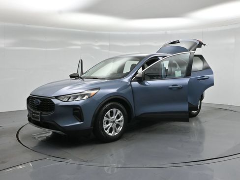 Certified 2023 Ford Escape Active FWD image 28