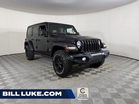 Used 2023 Jeep Wrangler Unlimited AWD/4WD image 1