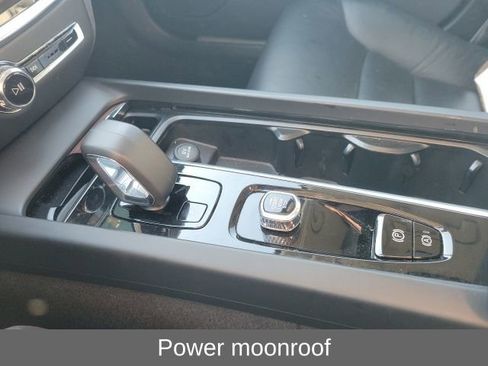 Used 2024 Volvo S60 B5 Plus image 6