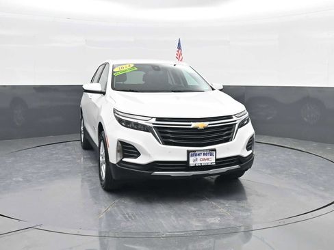Used 2024 Chevrolet Equinox LT image 2