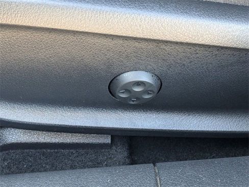 Used 2025 Mercedes-Benz CLA 250 4MATIC image 15